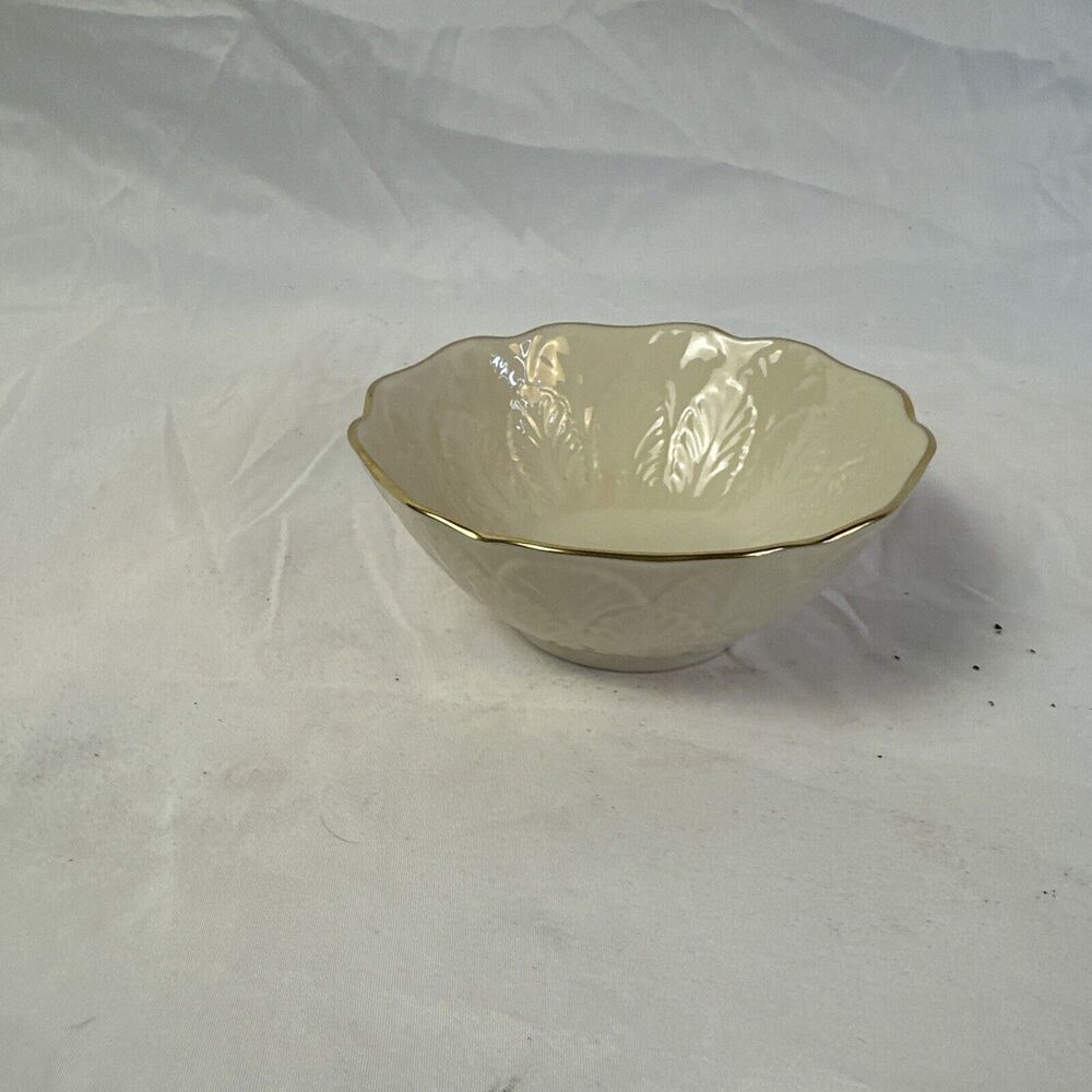 Lenox Symphony candy dish 4 1/2 inches diameter 24k Gold Rim